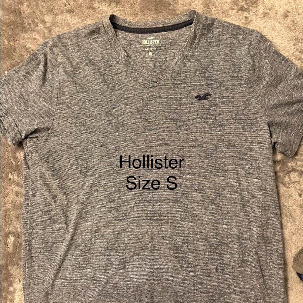 Hollister Heather Gray V-Neck Tee